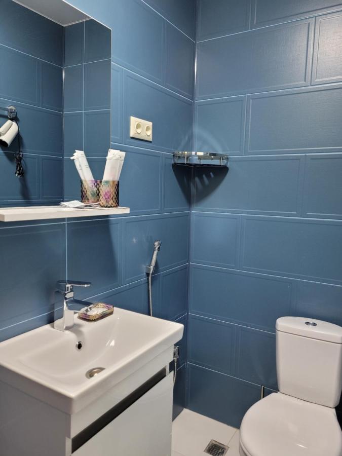 Hotel Dika Kutaisi Bagian luar foto
