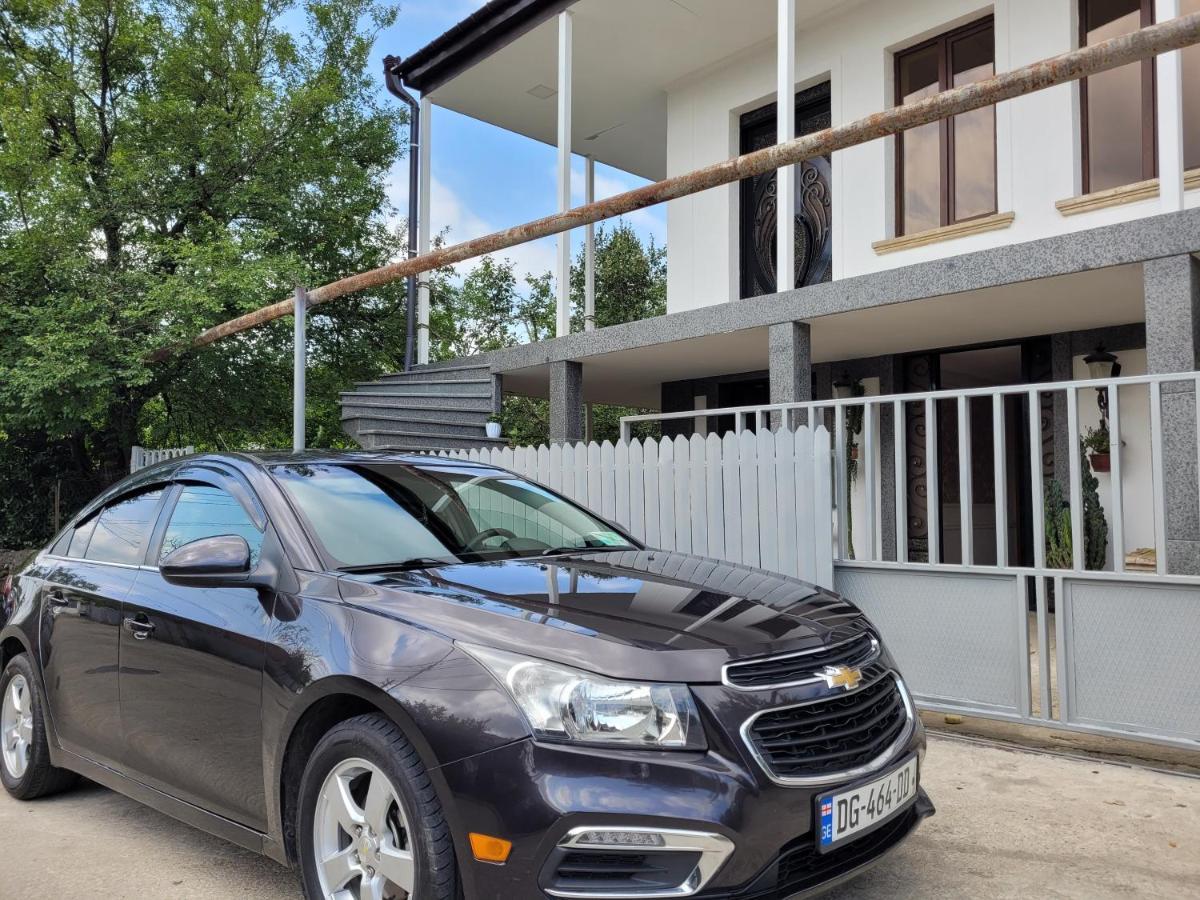 Hotel Dika Kutaisi Bagian luar foto
