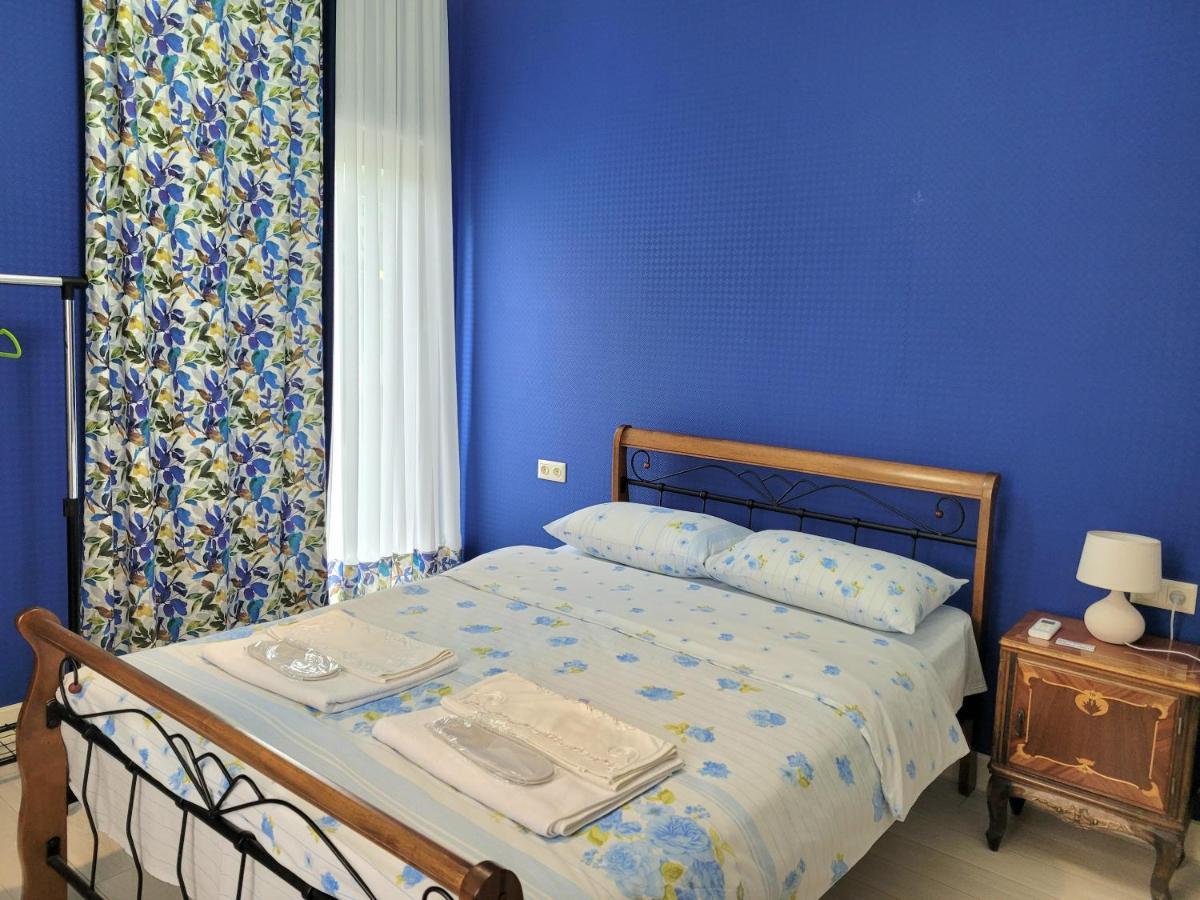 Hotel Dika Kutaisi Bagian luar foto
